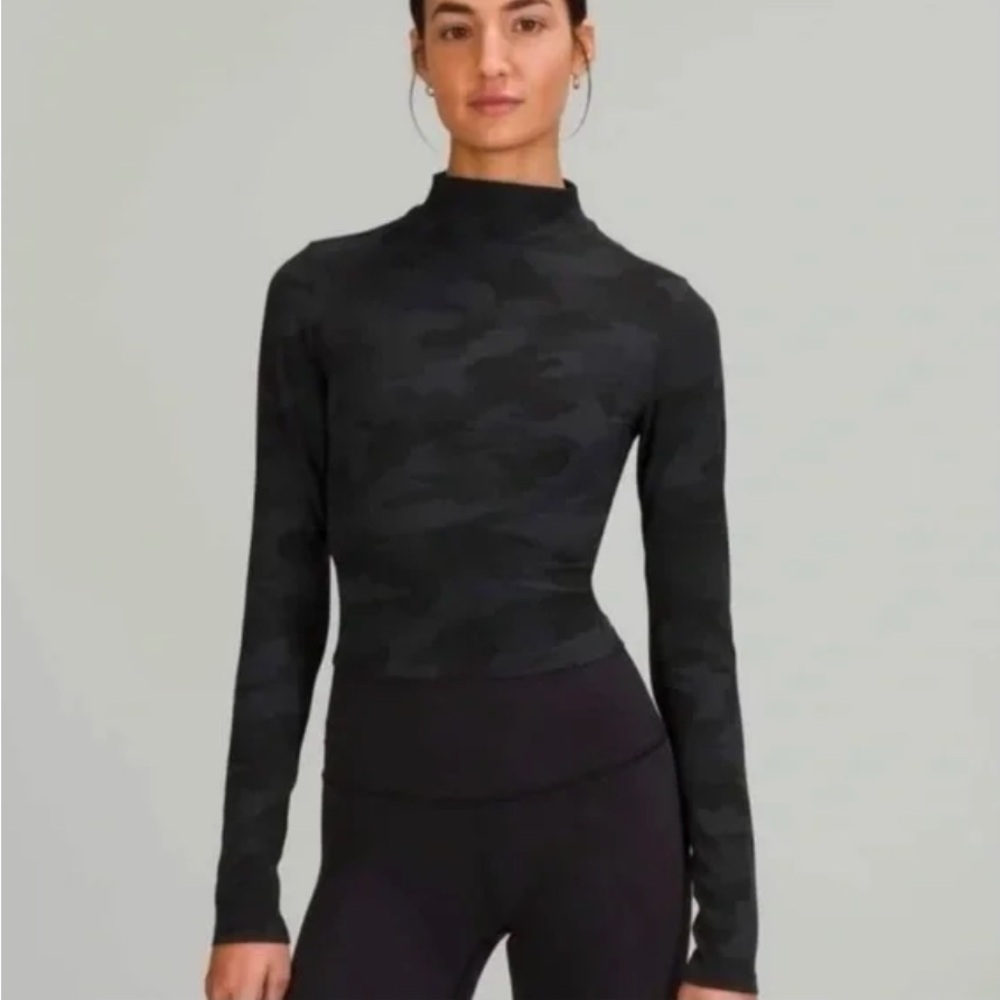 LULULEMON Align Mockneck Top